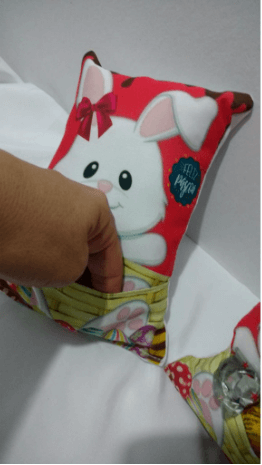 Almofadinha de Páscoa com Bolso